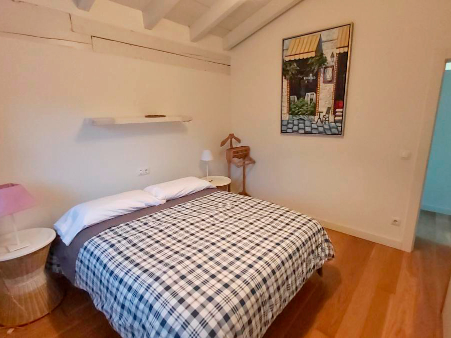 Cama nido con forma de casa para colchón de 90x190 en Pamplona Navarra